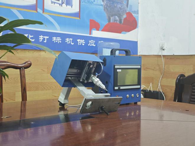 leyu乐鱼初刻智能以定制化打标计划助力外洋客户液化气瓶打标困难(图1)